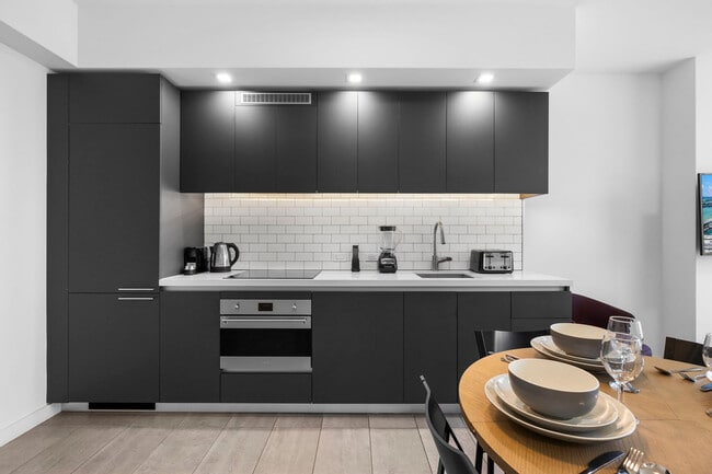 Photo - 227 NE 2nd St Unit SI FL18-ID1022588P