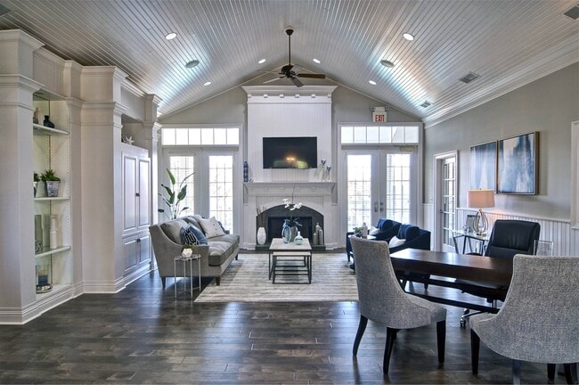 Photo - Park Creek Apartments