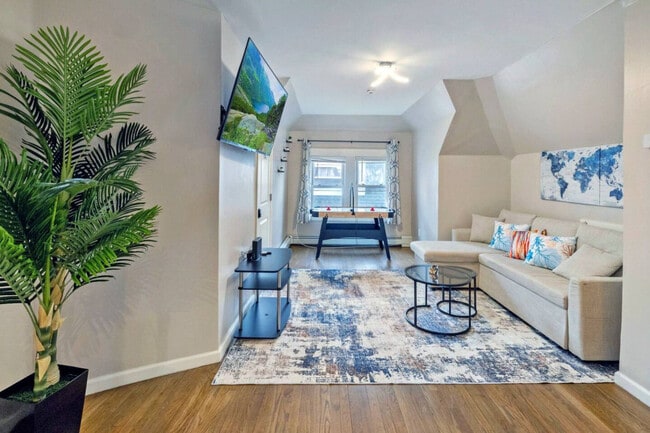 Photo - 61 Washington Terrace Unit ID1357414P