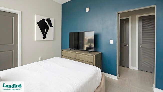 Photo - 600 19th St N Unit 205