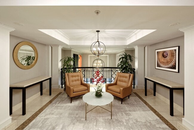 Seating area - West End Residences