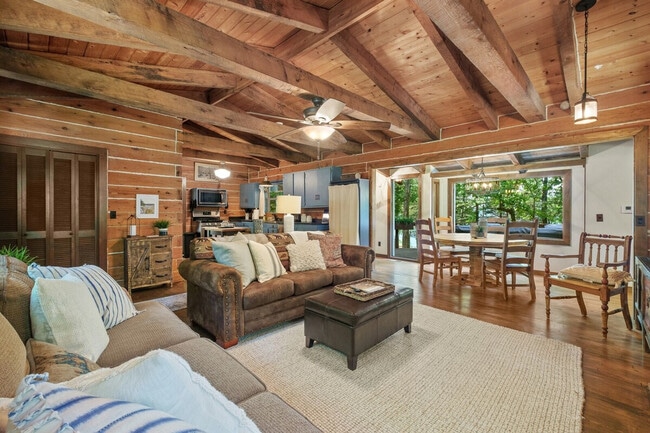 Photo - 8683 Larue Rd Unit ID1221806P