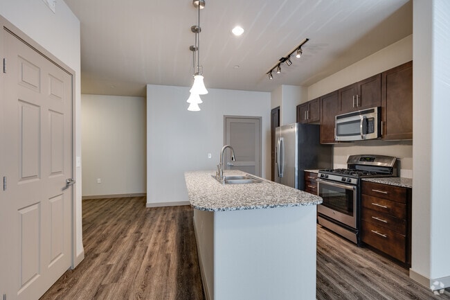 VO1D; 1 BR, 1 BA -840 SF - Volare