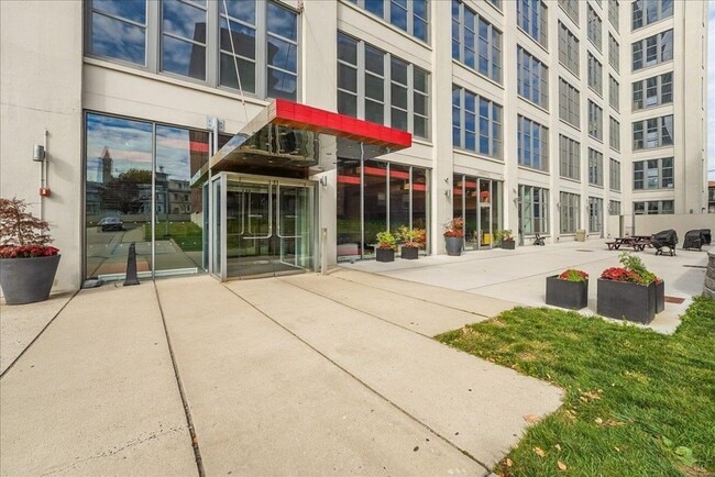 Building Photo - 50 Dey St Unit 259