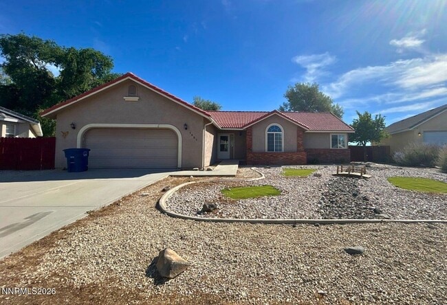 Building Photo - 1227 Green Valley Dr
