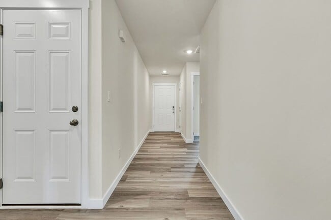 Photo - 576 Fox Den Cir