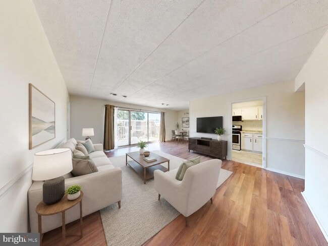 Photo - 2622 Fort Farnsworth Rd Unit 216