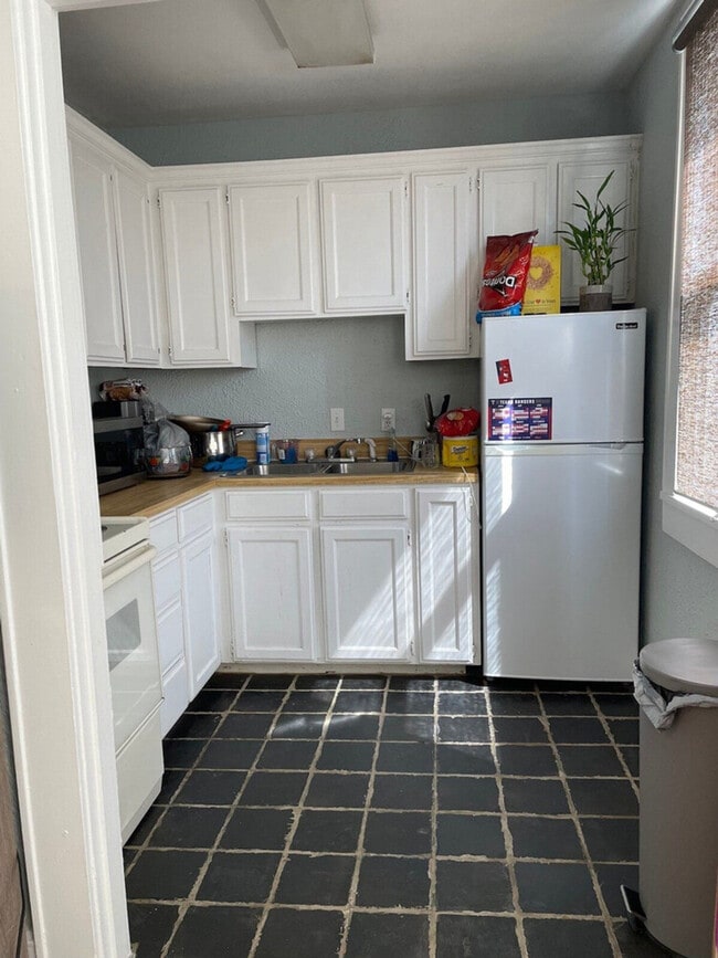 Photo - 3752 Bertrose St Unit SI ID1598154P