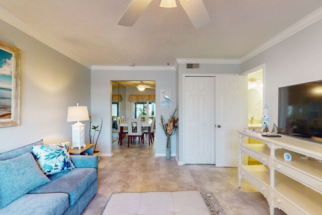Photo - 69 Marco Villas E Unit SI ID1546079P