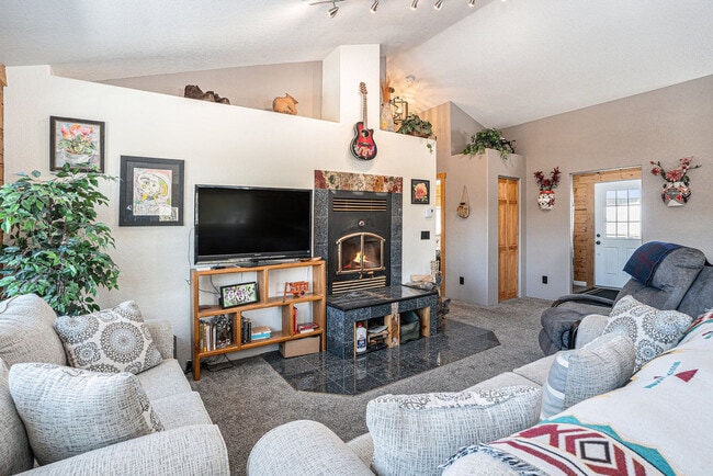 Building Photo - 1353 Alice Rd Unit ID1391270P