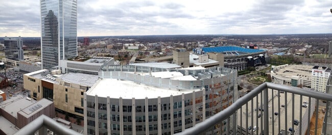 Photo - 4 W Martin Luther King Jr Blvd Unit ID1344184P