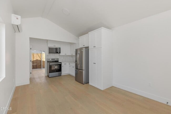 Photo - 1537 Wesley Ave
