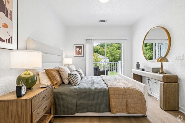 Adams 1BR, 1BA - 684SF - Bedroom - Arrive Danbury