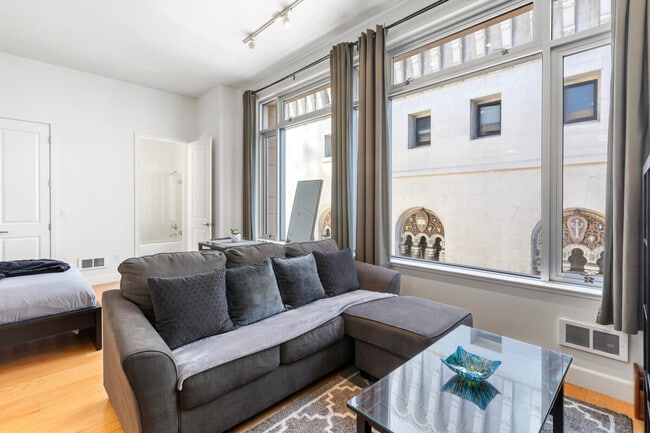 Building Photo - 31 Van Ness Ave Unit ID1026708P