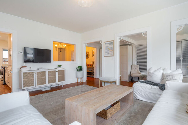 Photo - 334 Edmonds St Unit ID1346352P