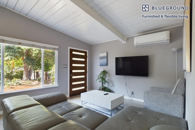 Photo - 532 Hamilton Ave