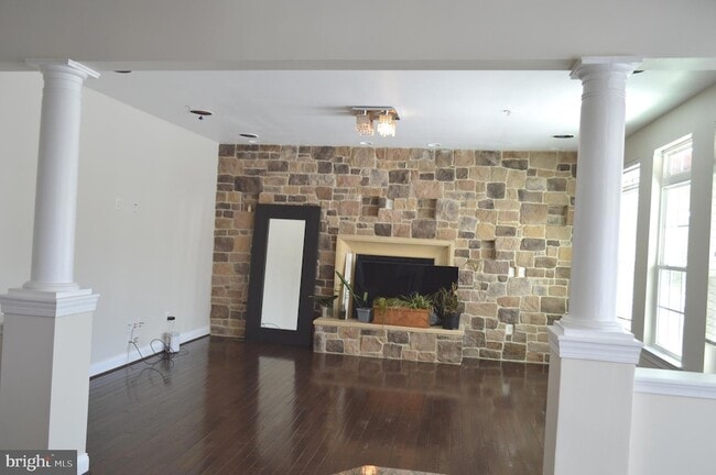 Photo - 4967 Windpower Way