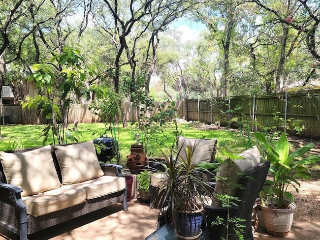 Building Photo - 6904 Argonne Forest Cove Unit A