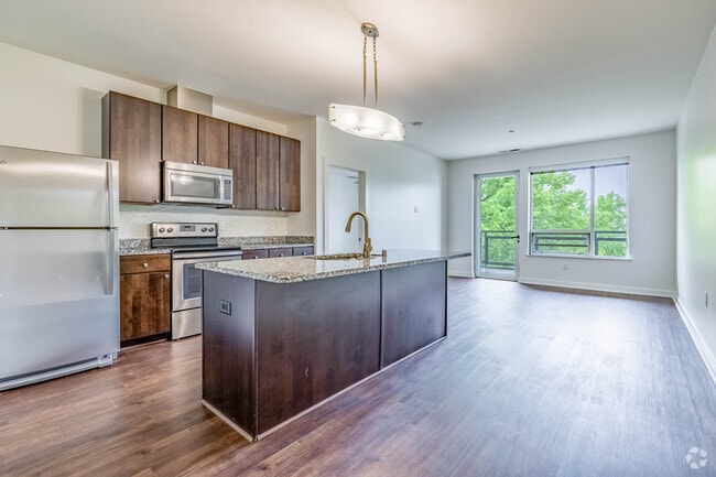1BR, 1BA - 1,065SF - Kitchen - Vue 180