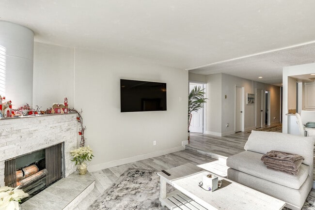 Photo - 4513 Cove Dr Unit SI FL1-ID1546044P