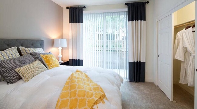 Photo - 1257 Lakeside Dr Unit ID1280502P