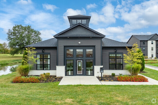 Building Photo - Adams Pointe