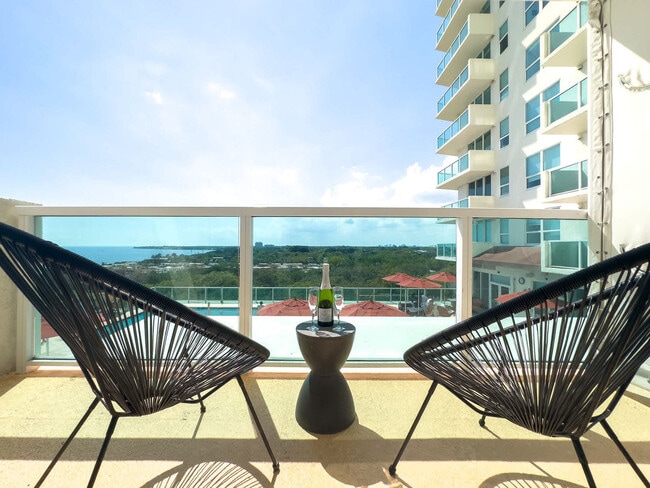 Photo - 2889 McFarlane Rd Unit ID1240675P