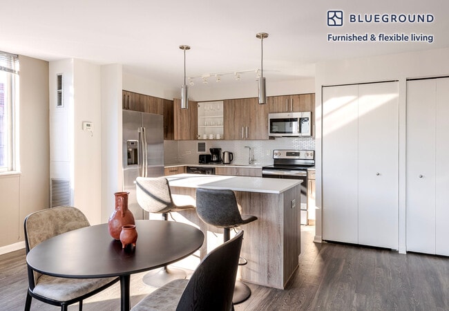 Photo - 901 S Ashland Ave Unit SI FL6-ID1338