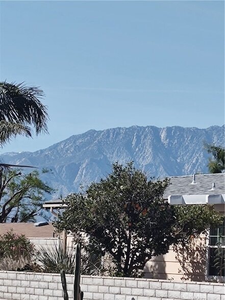 Photo - 15500 Bubbling Wells Rd