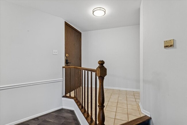 Photo - 1601 Thames Ct Unit A