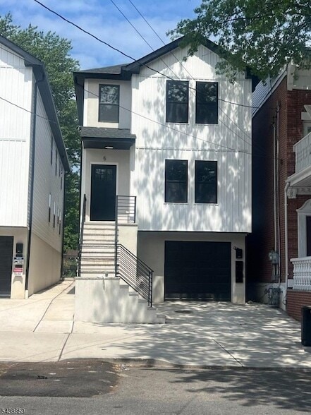 Photo - 5 Montclair Ave