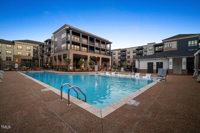 Building Photo - 1950 Grisdale Ln Unit C2B