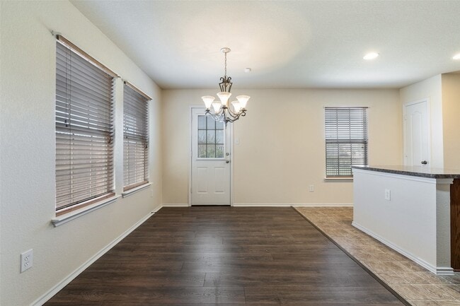 Photo - 3917 Mantis St