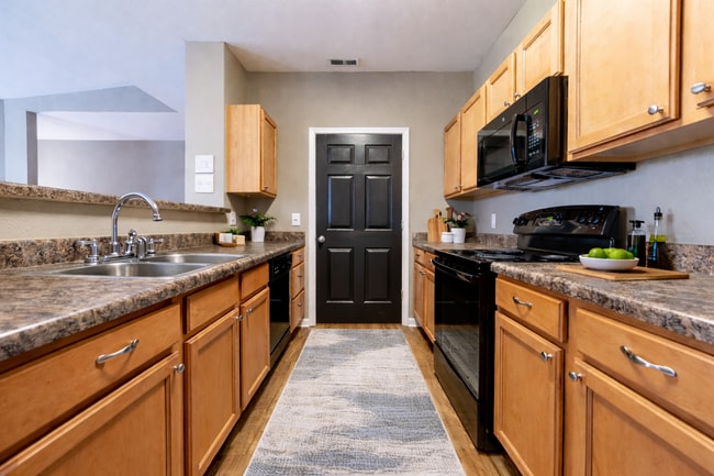 Photo - Reserve at Williams Glen