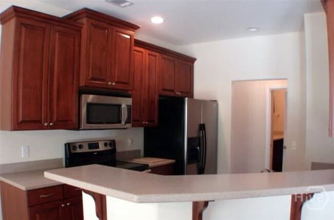 Photo - 216 Carlisle Way