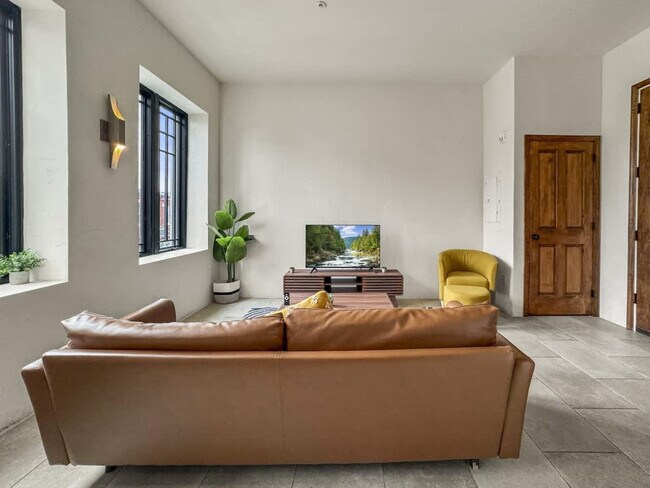 Photo - 309-11 South St Unit ID1055806P