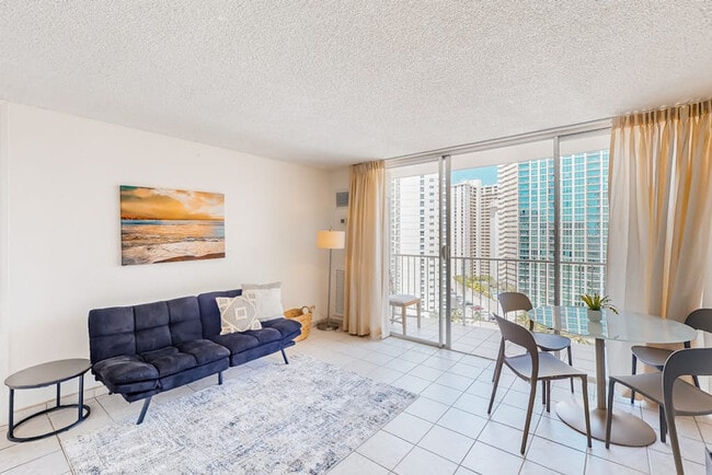 Building Photo - 1925 Kalakaua Ave Unit SI ID1608459P