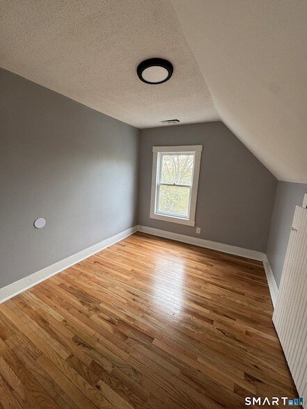 Photo - 232 View St Unit 3