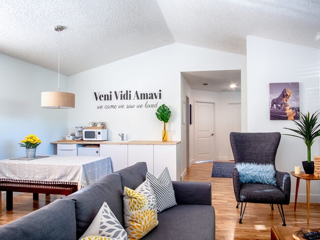 Photo - 22 Hybiscus Ave Unit ID1281982P