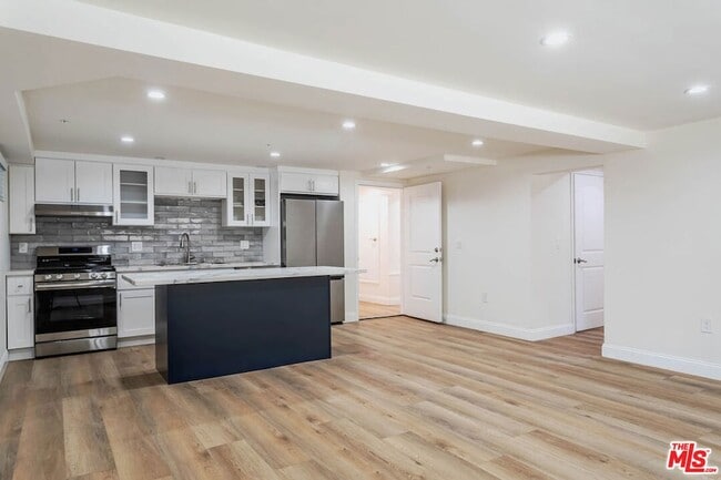 Photo - 4422 Melbourne Ave