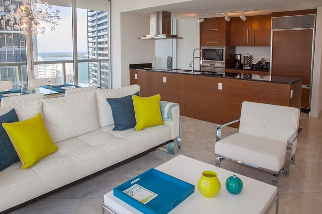 Photo - 485 Brickell Ave Unit SI FL32-ID1240475P