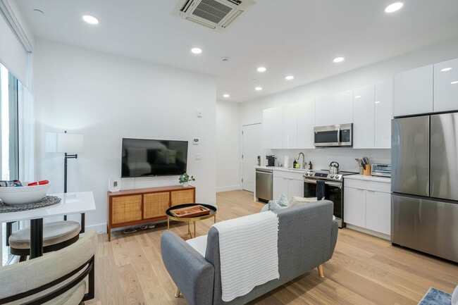 Building Photo - 38 Hichborn St Unit SI ID1319724P