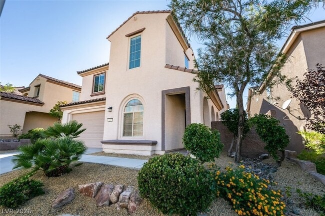 Photo - 2609 Chateau Clermont St