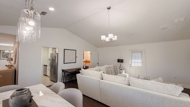 Photo - 300 W 23rd Pl Unit SI ID1491599P