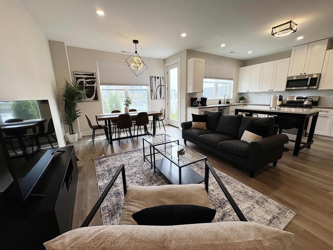 Photo - 28379 Torch Pkwy Unit SI ID1502221P