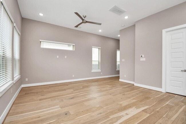 Photo - 306 Chobani Ln