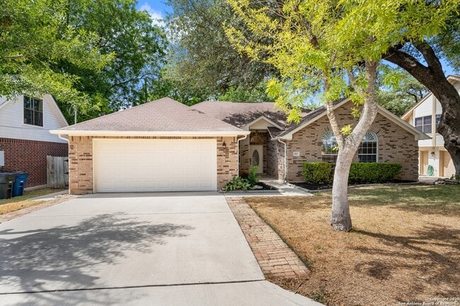 Photo - 963 River Rock