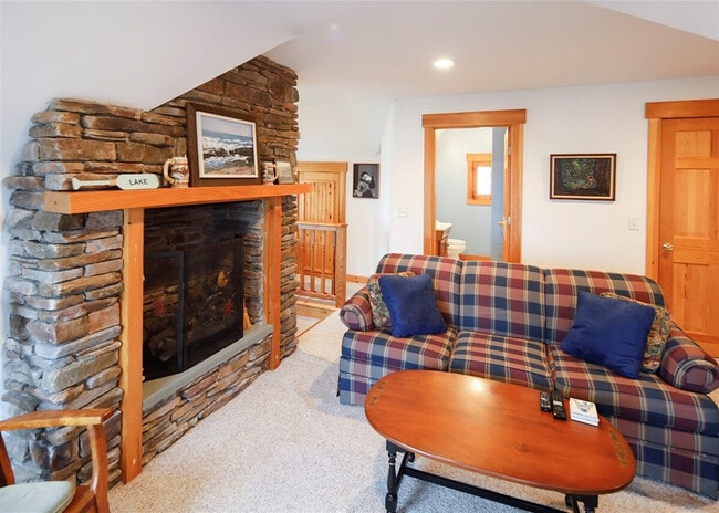 Photo - 7 Jeremy Dr Unit ID1255689P