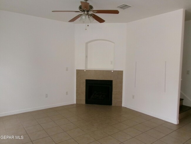 Photo - 4704 Pistolero Ln Unit A