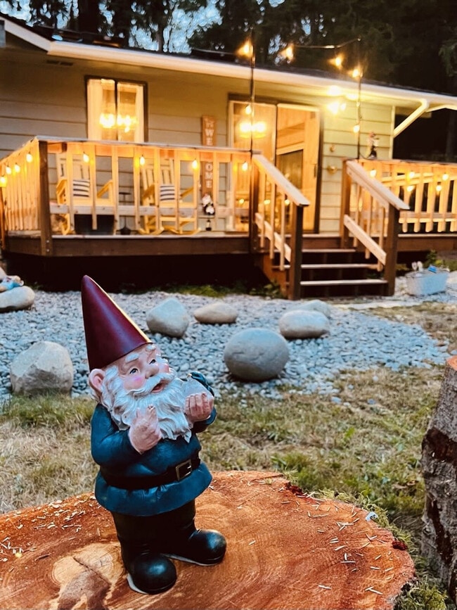 Photo - 26928 WA-525 Unit ID1035924P